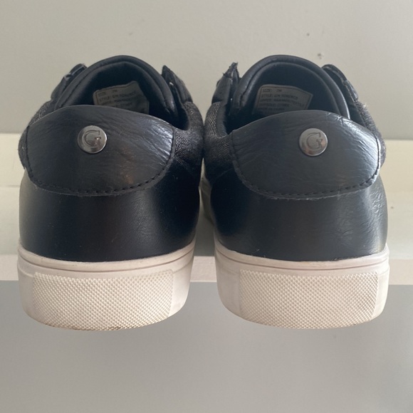 Guess GM Torence Men Sneakers Size 7 Fashion 2 Tone Lace Up Casual Black Grey - Picture 5 of 7